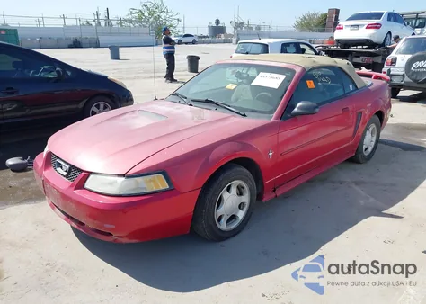 2000 Ford Mustang z USA, uszkodzony, nr VIN 1FAFP4443YF255525